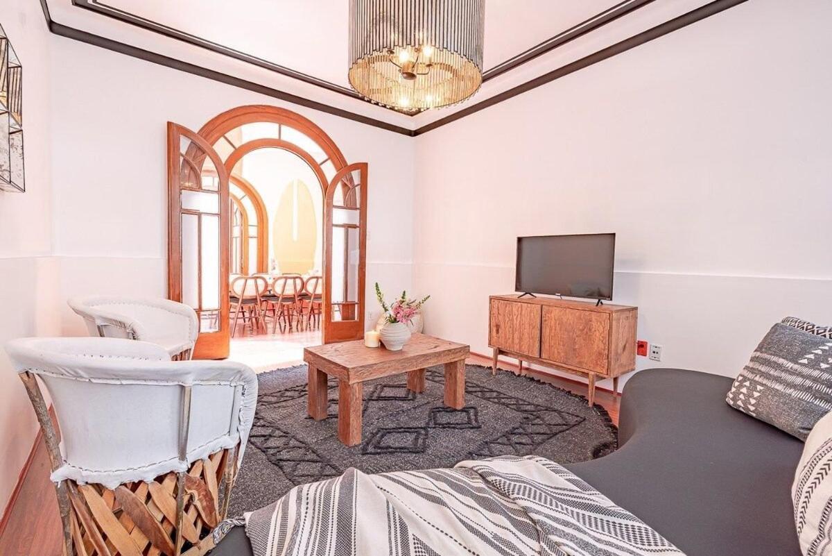 Casona En Condesa Con Patio Gigante *