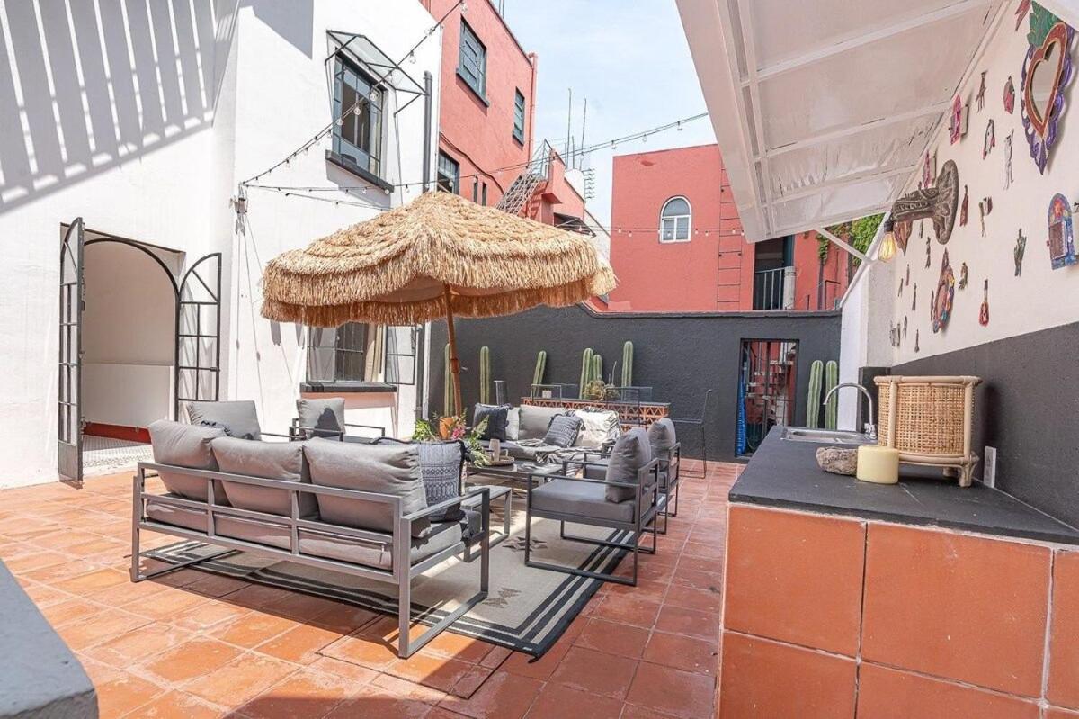 Casona En Condesa Con Patio Gigante Mexico City